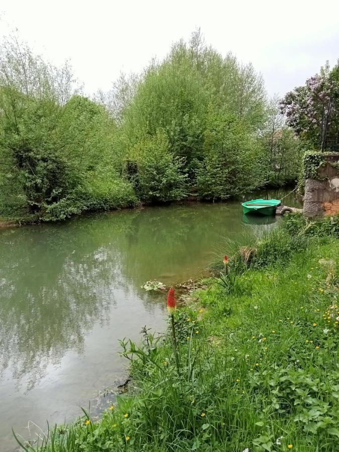 Le Gite Embarque - Gere Par Presta-Zen'Services - Barque Electrique En Supplement Verdun-sur-Meuse Dış mekan fotoğraf